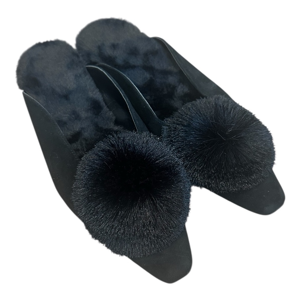 Chico’s Women’s 7.5 Black Pom Pom Faux Fur Flat Shoes